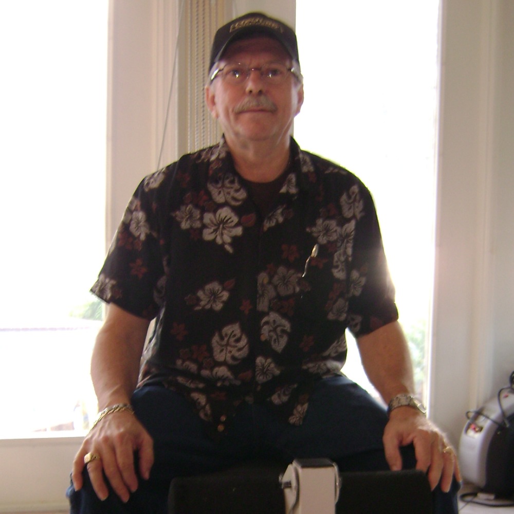 Meet your Posher, Tom